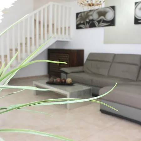 Lanzarote Zen Villa *